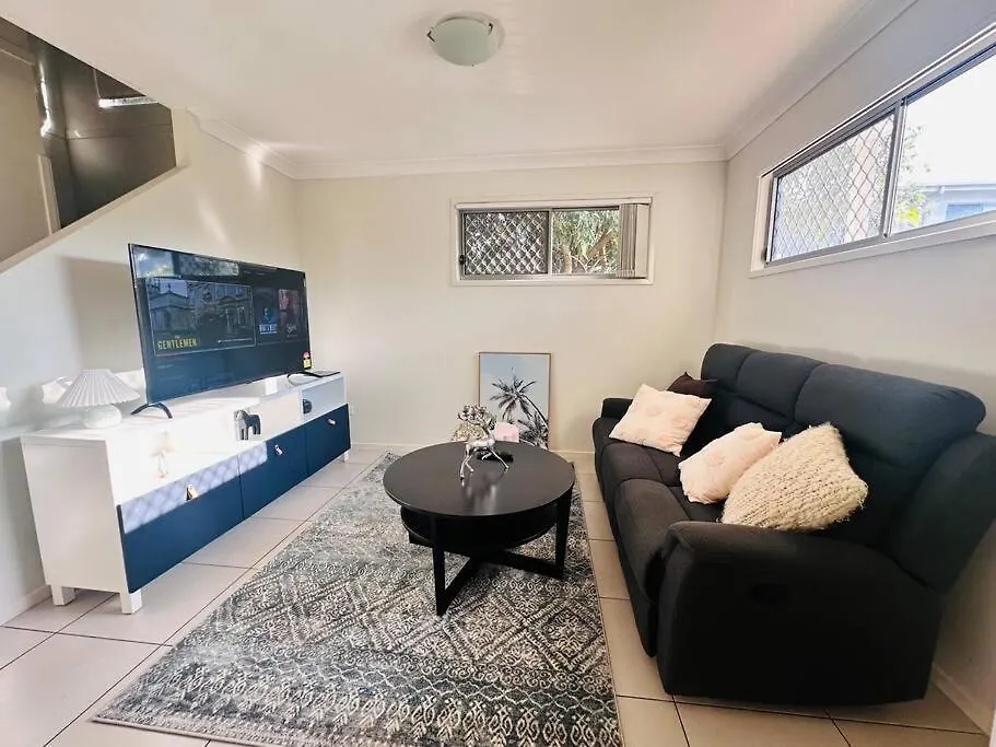 Calm Hideaway - Townhouse With Pool Access & Garage Villa North Lakes