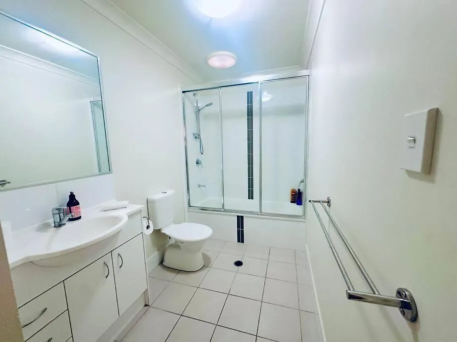 Calm Hideaway - Townhouse With Pool Access & Garage Villa North Lakes 0*,